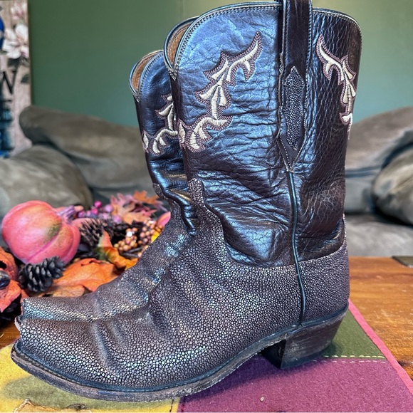 Lucchese 1883 Stingray Snip Toe Boot - Picture 6 of 11